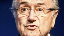 Odstoupiv prezident FIFA Sepp Blatter.