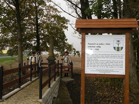 Slavnostní otevení památníku na jednu z bitev sedmileté války.