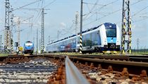 Vlaky InterPanter vychzej z regionlnch vozidel RegioPanter, kterch maj...