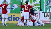 Hráči Žižkova oslavují branku | na serveru Lidovky.cz | aktuální zprávy