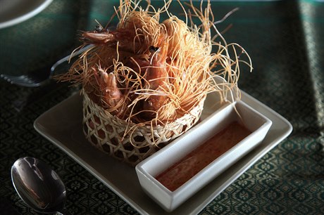 Krevety obaléné rýovými nudlemi trefn nazývané v sargonu