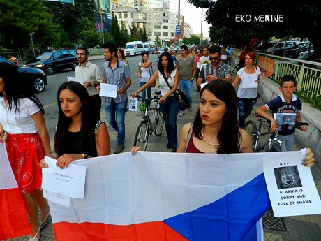 Obyvatelé kodry se distancují od vrady dvou ech.