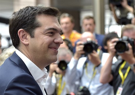 ecký premiér Alexis Tsipras pijel na mimoádný summit eurozóny konaný v...