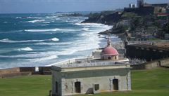 Pevnost El Morro a stará tvr Old San Juan v hlavním mst Portorika jsou...