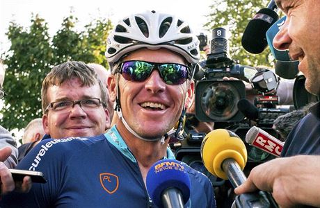 Lance Armstrong se vrtil na Tour de France coby len amatrsk skupiny...