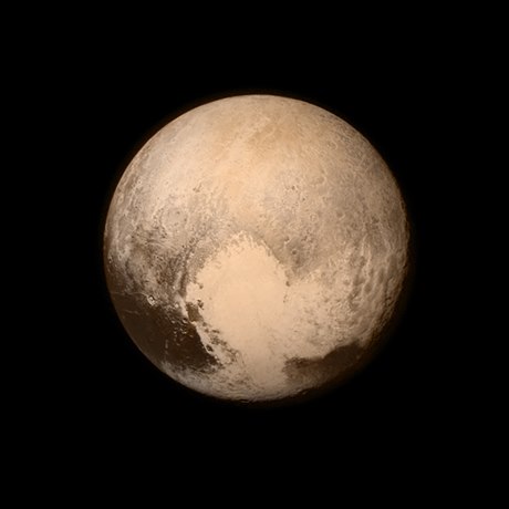 Sonda NASA zjistila, e planetka Pluto je vtí, ne se myslelo