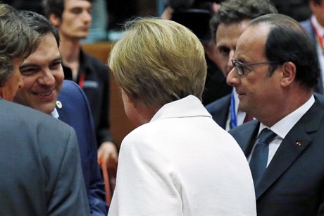 ecký premiér Tsipras s Angelou Merkelovou a Fracoise Hollandem