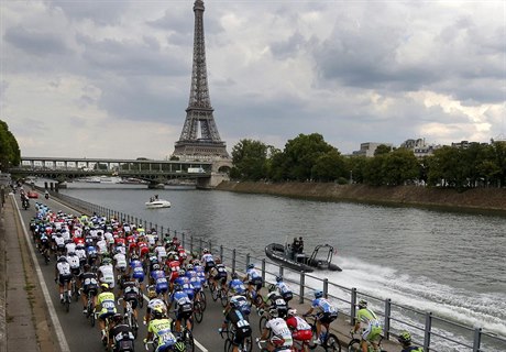 Kvli cyklistickému závodu zaívá Francie mnohá dopravní omezení.