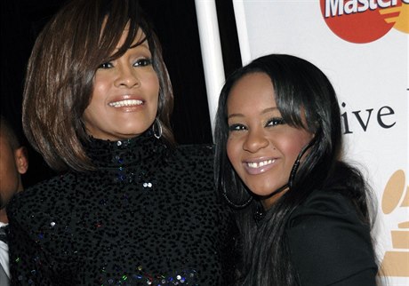 Bobbi Kristina Brownová s matkou.