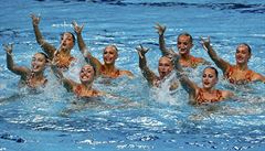 Ukrajinský tým na kazaském ampionátu v synchronizovanném plavání.