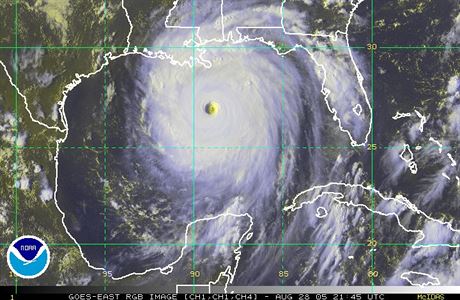 Hurikn Katrina na satelitnm snmku z 28. srpna 2005.