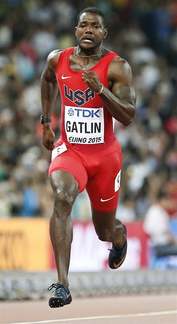 Justin Gatlin zabhl v kvalifikaci stovku za 9,83 a naznail, e Boltova zlatá...