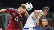HLAVIČKOVÝ SOUBOJ. Ladislav Krejčí (vlevo) vs. Bauržan Džolčijev. | na serveru Lidovky.cz | aktuální zprávy