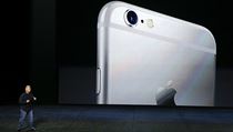 Phil Schiller mluví o novém iPhone 6s a iPhone 6s Plus | na serveru Lidovky.cz | aktuální zprávy