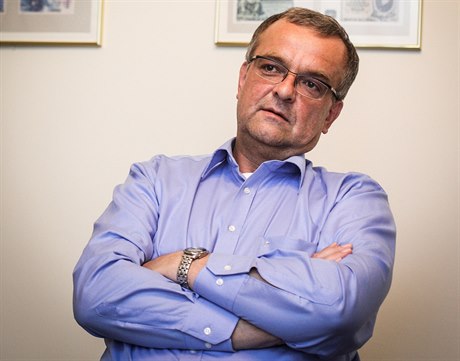 Miroslav Kalousek pi rozhovoru s LN