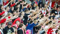 Fanoušci fotbalové Slavie. | na serveru Lidovky.cz | aktuální zprávy