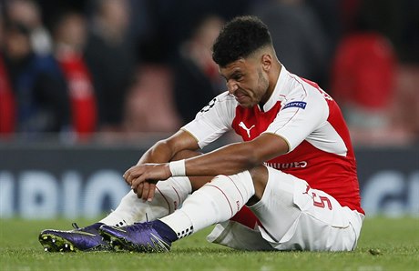 Zklamaný fotbalista Arsenalu Alex Oxlade-Chamberlain