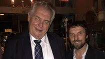 Miloš Zeman na oslavě svých 71. narozenin. Vlevo majitel restaurace Mari Vanna... | na serveru Lidovky.cz | aktuální zprávy