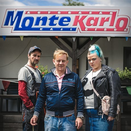 Jaroslav Plesl, Petr tvrtníek a Lucie Polienská. Seriál Autobazar Monte...