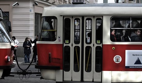 tramvaj - ilustraní foto.