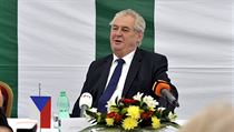 Diskuse se zaměstnanci Řeznictví a uzenářství Matula v Lechoticích na... | na serveru Lidovky.cz | aktuální zprávy