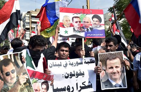 Demonstrace ped ruskou ambasdou v Bejrtu vyjdila podporu reimu Bara...