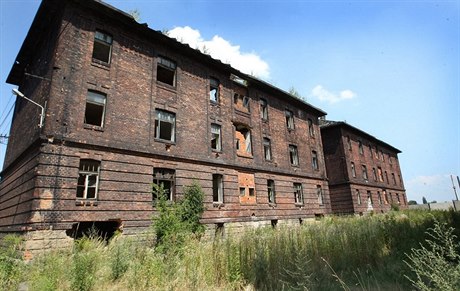 Ostravské Ghetto Pednádraí eká demolice. Zchátralé domy u mají nového...