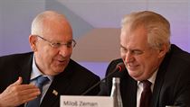 Izraelský prezident Reuven Rivlin (vlevo) a jeho český protějšek. | na serveru Lidovky.cz | aktuální zprávy