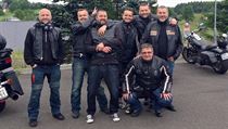 Alexandr Novák na motorkářském srazu s jeho dozorci ze sdružení Gryphons. Ti... | na serveru Lidovky.cz | aktuální zprávy
