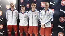 Zleva Michal Kadlec, Vladimr Darida, Boek Dokal a Pavel Kadebek se 9....