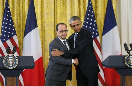 Prezidenti Francie a Spojených stát pi úterním jednání.