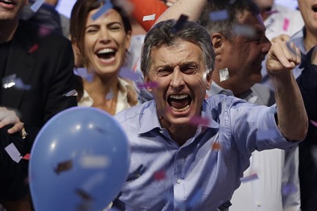 Opoziní kandidát a vítz prezidentských voleb Mauricio Macri.