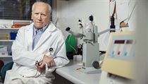 Vladimír Vonka, přední český virolog. Vladimír Vonka, přední český virolog.