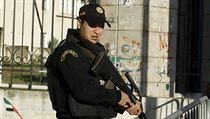 Tunisk policista (ilustran snmek).