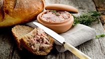 Domácí paštika (ilustrační foto) | na serveru Lidovky.cz | aktuální zprávy