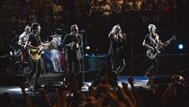 U2 a Patti Smith na pařížském koncertě 6. prosince 2015. | na serveru Lidovky.cz | aktuální zprávy U2 a Patti Smith na pařížském koncertě 6. prosince 2015. | na serveru Lidovky.cz | aktuální zprávy