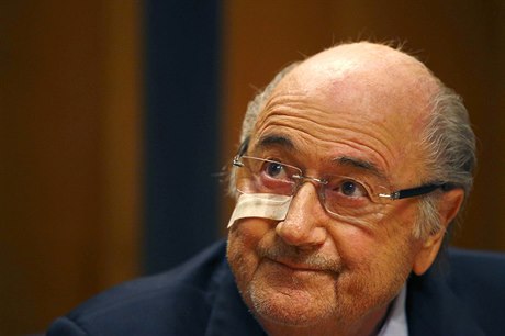 Potrestaný prezident FIFA Sepp Blatter.