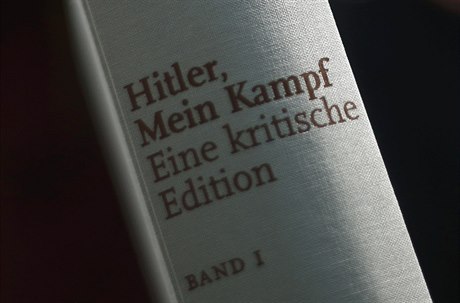 První vydání Mein Kampfu v Nmecku od konce války.