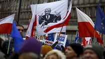Lid protestuj ve Varav proti novmu medilnmu zkonu