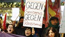 Proti sexismu, proti rasismu. Demonstrace v Koln.