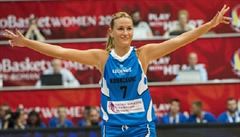 Nataa Kovaeviová pila pi autonehod o nohu, pesto dál hraje basketbal.