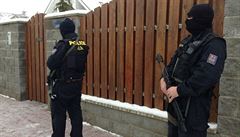 Protikorupní policie prohledává v souvislosti s podezelými zakázkami Les R...