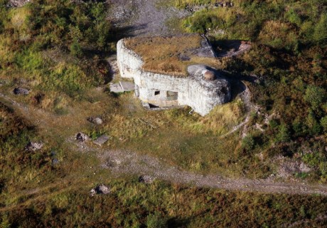 Dlouhých devadesát let byla vtí i mení ást stedoeských Brd nepístupná.