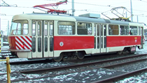 Nový typ tramvaje zbavuje trolej námrazy. | na serveru Lidovky.cz | aktuální zprávy