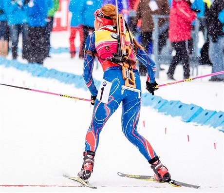 Jako Björn Dählie projela Gabriela Soukalová cílem v kanadském Canmore.