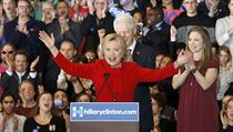 Hillary Clintonová v prvním souboji o nominaci do boje o Bílý dům těsně... | na serveru Lidovky.cz | aktuální zprávy