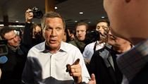 Republiknsk kandidt na prezidenta USA a guvernr sttu Ohio John Kasich.