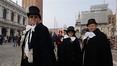 Kostýmy zaplují hlavn centrum Benátek.