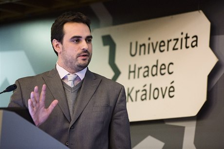 Novým rektorem hradecké univerzity bude zvolen Kamil Kua