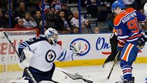 Brankář Ondřej Pavelec v dresu Winnipeg Jets. | na serveru Lidovky.cz | aktuální zprávy